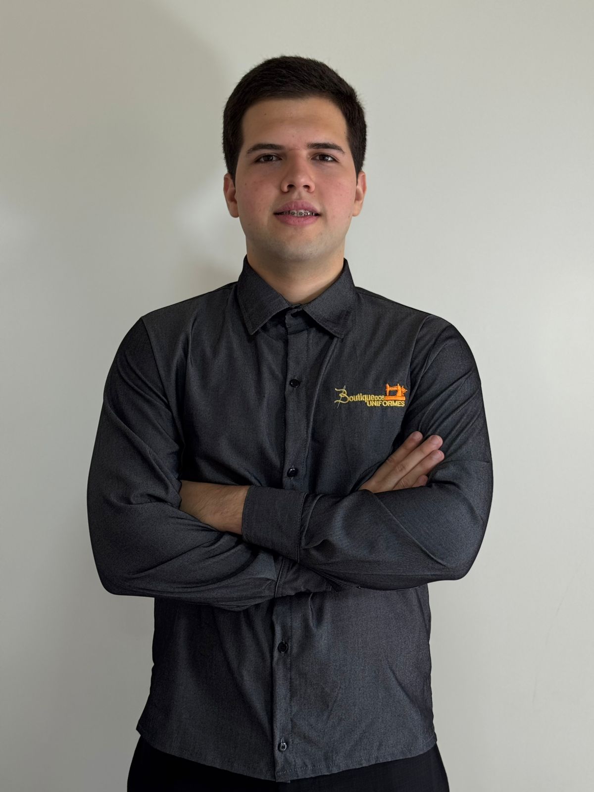 Uniforme industrial com faixa refletiva